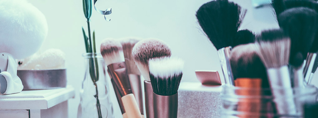 Mirrors Saloon & Spa